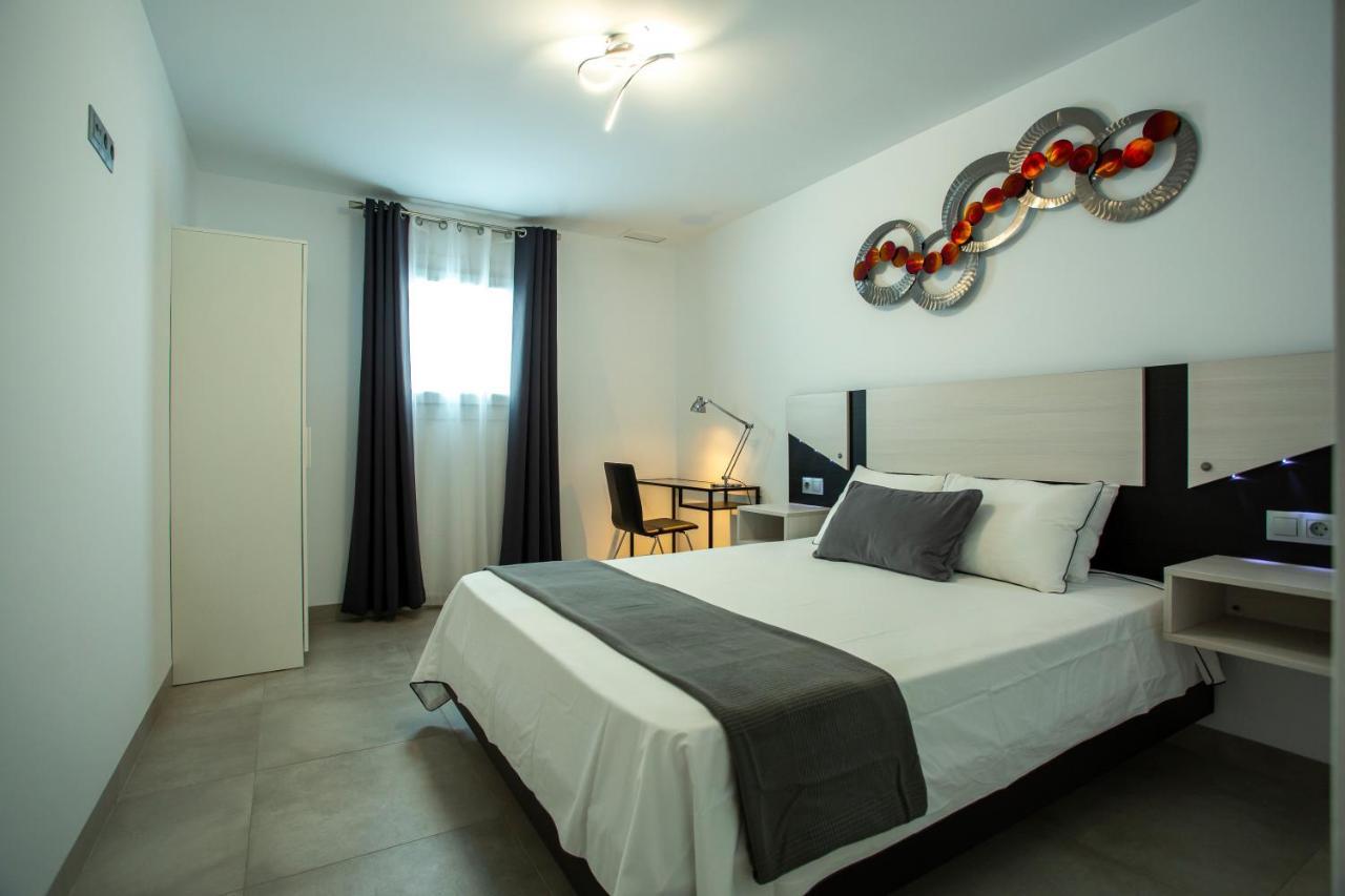 Apartamentos Aponiente Кониль-де-ла-Фронтера Экстерьер фото